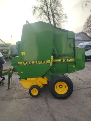 Пресс подборщик John Deere 580 (пресс Джон Дир)