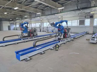 Робототехнический комплекс сварки на базе робота CRP RH20-06W, мало
