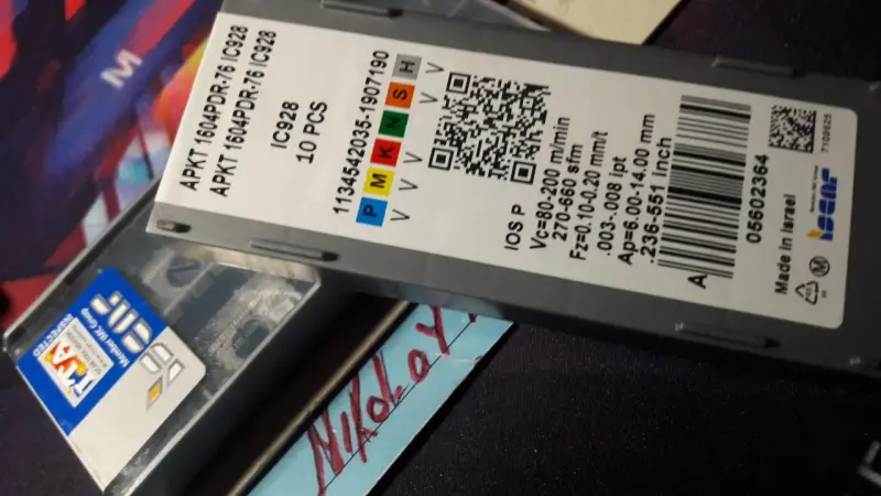 Пластина фрезерная APKT 1604 PDR-76 IC928
