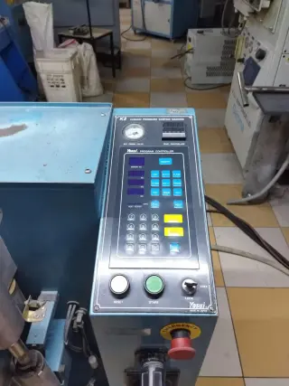 Вакуумная литейная машина YASUI VPC K2 (4,8–8 кВт, до 1450°C)