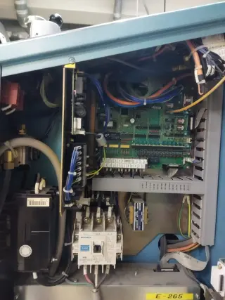 Вакуумная литейная машина YASUI VPC K2 (4,8–8 кВт, до 1450°C)