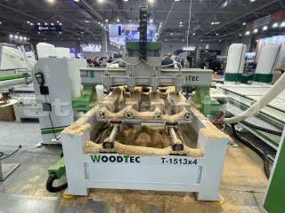 Фрезерно-гравировальный станок с ЧПУ WoodTec T-1513х4
