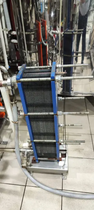 разборный пластинчатый теплообменник Alfa Laval промышленного назначения