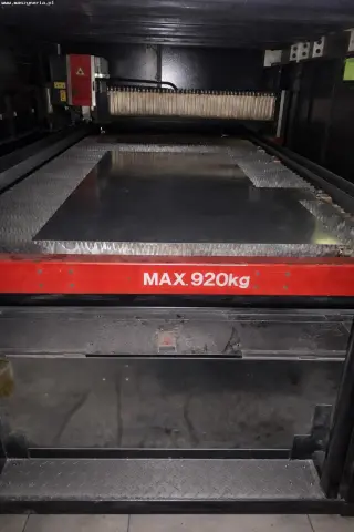 Волоконный лазер AMADA LCG 3015 AJ