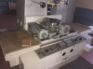 Координатно-расточной станок 2Е450А