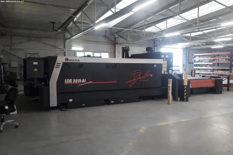Волоконный лазер AMADA LCG 3015 AJ