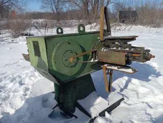 Разматывающее устройство
