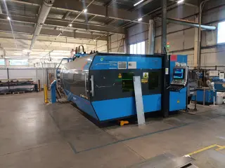 Установка лазерной резки Platino fiber 1530f (Prima Power, Италия)