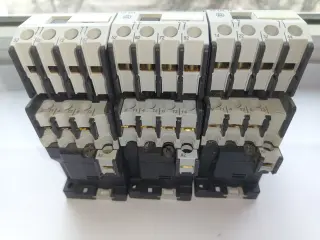 Moeller DiL00AM 3NO контактор 20A 230VAC 50Hz