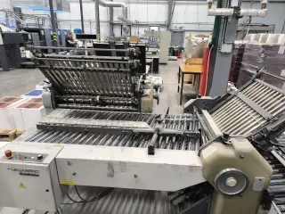 Фальцевальная машина Stahlfolder 4/4/4
