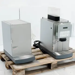 Кофемашина Franke SPECTRA S + охладитель молока 12л KE 300 (настройка платная)