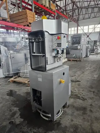 Клипсатор автомат вакуумный Helvac H18