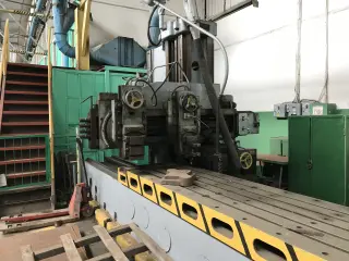 Продольно строгальный 7а110