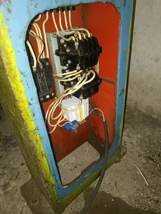 Токарновинторезный станок школьный ТВ-4