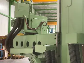 Радиально-сверлильный станок KOVOSVIT MAS - VO 50 / 1600