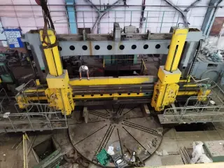 Токарно-карусельный DKZ 6300 диаметр 6300мм. высота 2500мм
