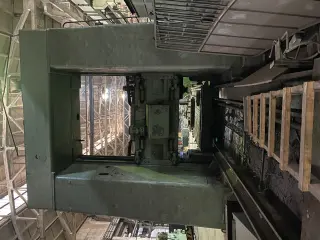 Продаю продольно-фрезерный станок 6620