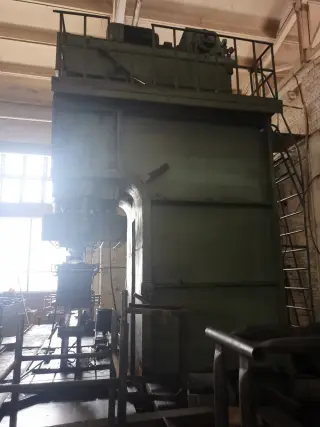 Пресс гидравлический П957 на 800 тс