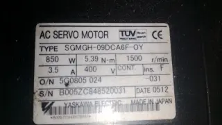 Серводвигатель Yaskawa SGMGH-09 (850 Вт)