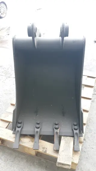 Ковш 350 на Caterpillar 428F2