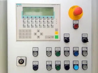 Роботизированная ячейка для фрезерования ABB IRB 2400 M2000