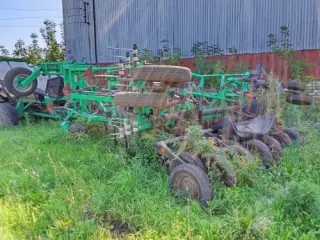 Посевной агрегат Кузбасс пк 6.1