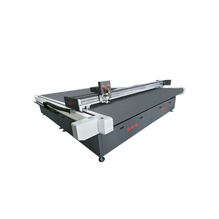 Универсальный режущий плоттер SC-3230R