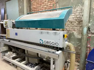 Продам кромкооблицовочный станок Griggio (Италия)