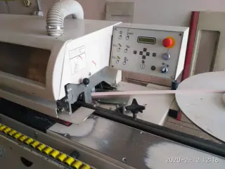 Кромкооблицовочный станок SCM ME 25