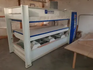 Продажа оборудования деревообрабатывающего цеха