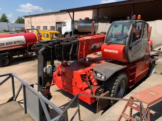 Телескопический погрузчик MANITOU MRT 3050