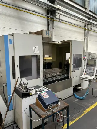 3-х осевой обрабатывающий центр BRIDGEPORT - VMC 1500 XP3 MACH-ID 8758 Производитель: BRIDGEPORT Тип: VMC 1500 XP3 Контроль: HeidenHain iTNC