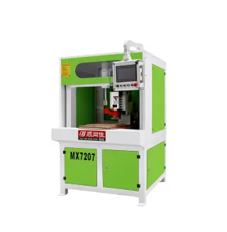 CNC копировально-фрезерный станок в закрытом корпусе MX7207
