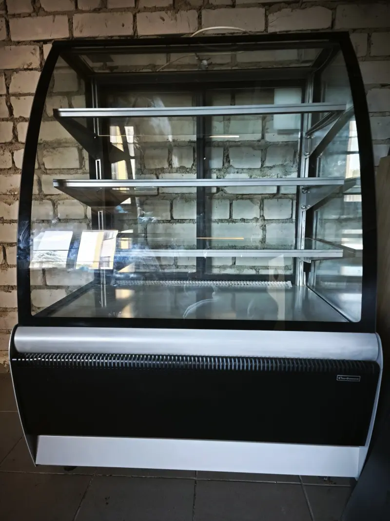 Витрина к 70 0,9 carbome luxe techno