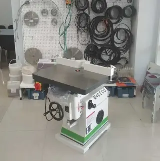 Станок фрезерный для концевого инструмента WoodTec M 40 ECO