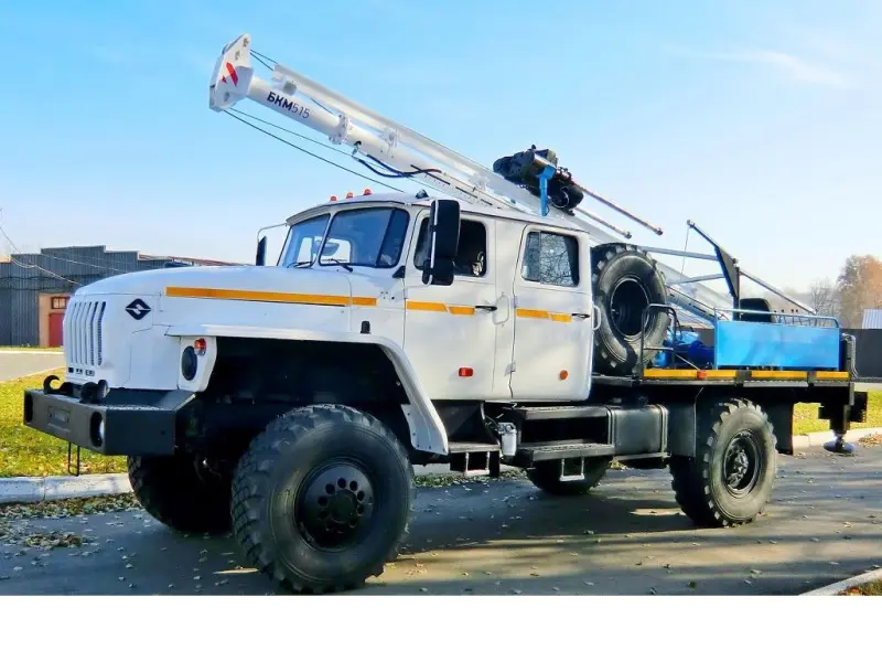 Бурильно-крановая машина БКМ-515