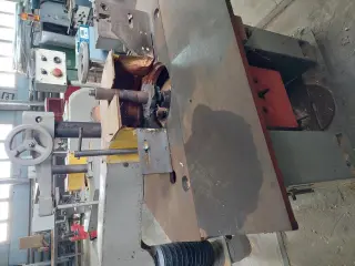 Станок деревообрабатывающий (раскройный) ДС-1