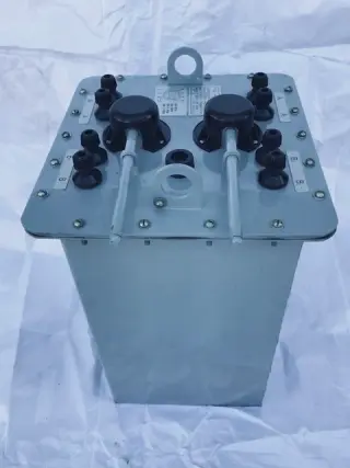 Автотрансформатор (латр) РНО-250-10 24/40А сеть 127/220В