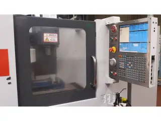 Вертикально-фрезерный станок Haas MiniMill