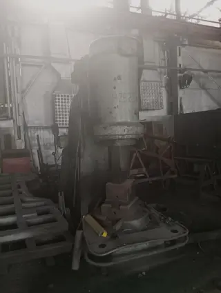 Молот МА4136
