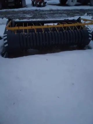 Самоходный кормоуборочный комбайн Марал 125