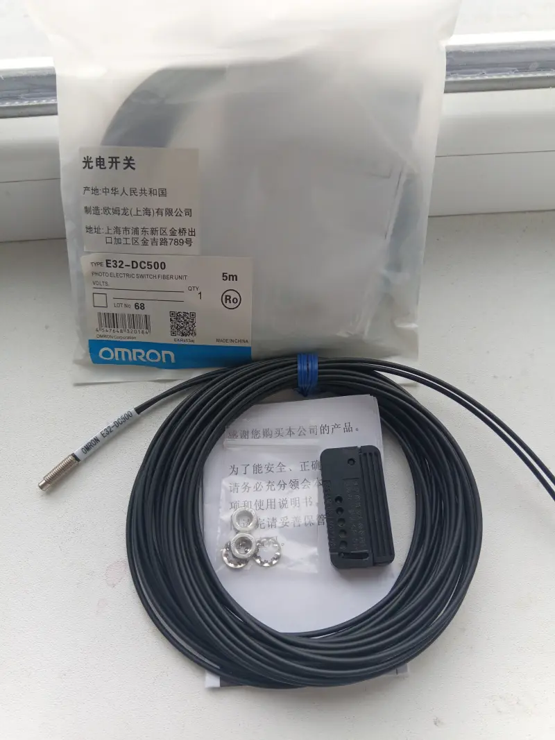 E32-DC500 Omron Оптоволоконный кабель