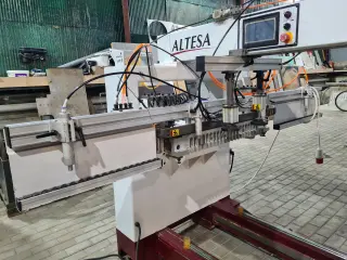 Сверлильно-присадочный станок Altesa multimat 13