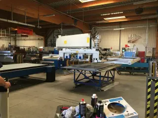 Trumpf TRUMATIC 3030 2.7 kW + Liftmaster