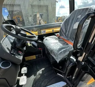 Телескопический погрузчик JCB 540V140