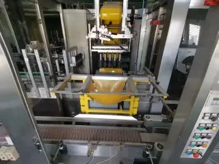Формовщик коробов и укладчик бутылок APSOL MCFH1