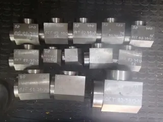 Тройник стальной для трубопровода ОСТ 95.53-98