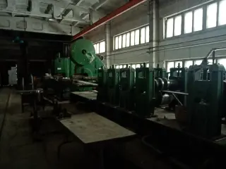 Профилегибочный стан
