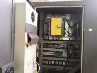 Вертикальный обрабатывающий центр с ЧПУ Solex VM1103S
