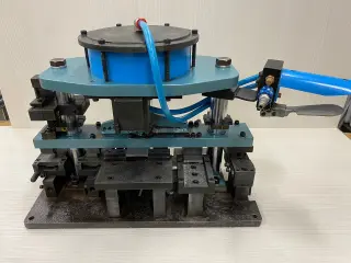 Пневматический пресс Shoham P-AGS150